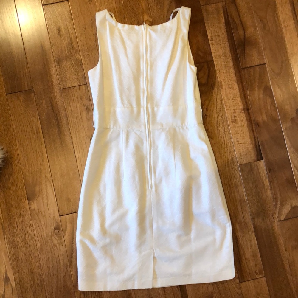 3/$25 White floral printed dress women’s size 7 - Picture 3 of 7